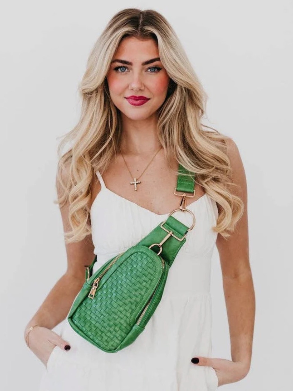 Pretty Simple Emerald Green Waverly Woven Crossbody Sling Bag with Gold-Tone